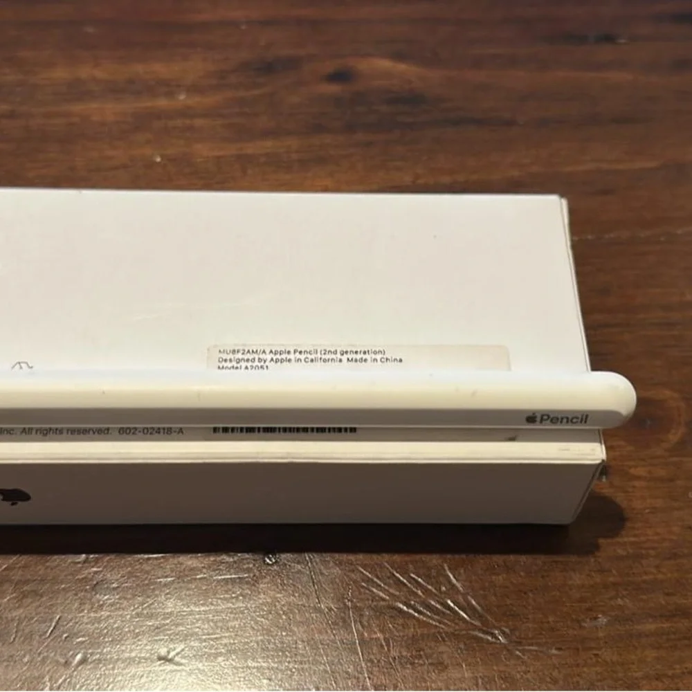 Apple Pencil in Classic White